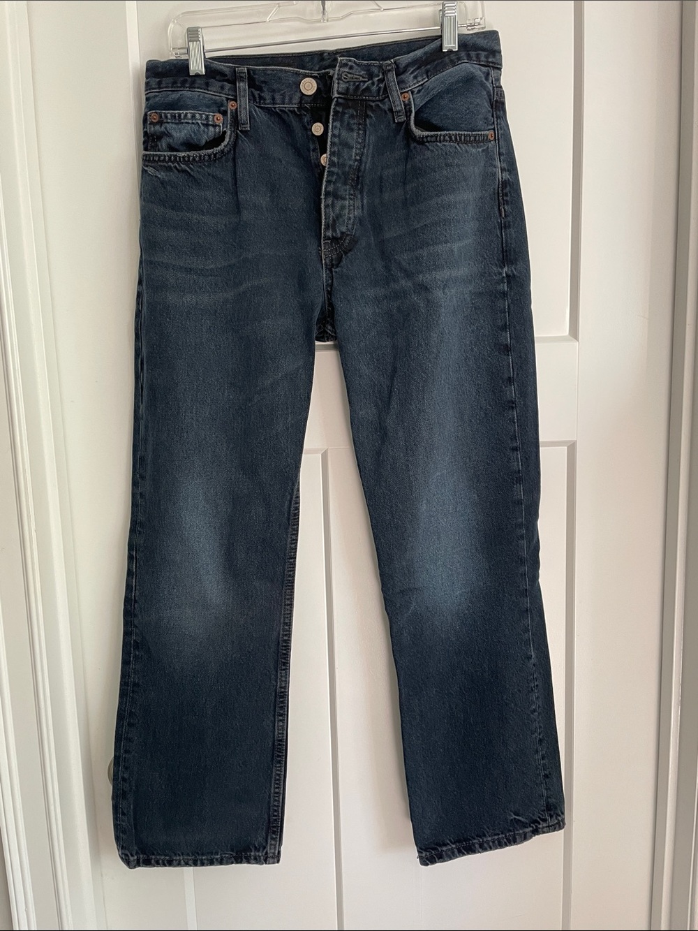 Classic Women’s Dark Wash Straight-Leg Jeans